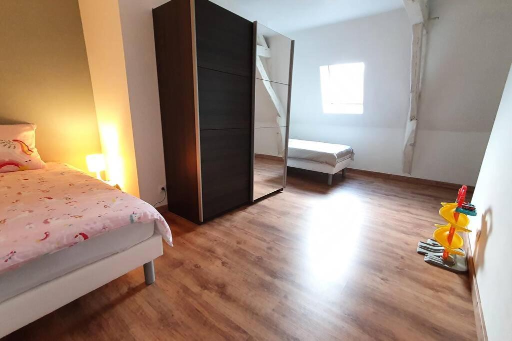 Apartamento Duplex idéal famille, 2 mn de St-Omer centre Saint-Martin-au-Laert Exterior foto